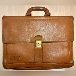 Elegant Tan Leather Briefcase